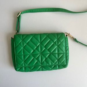 Green crossbody bag